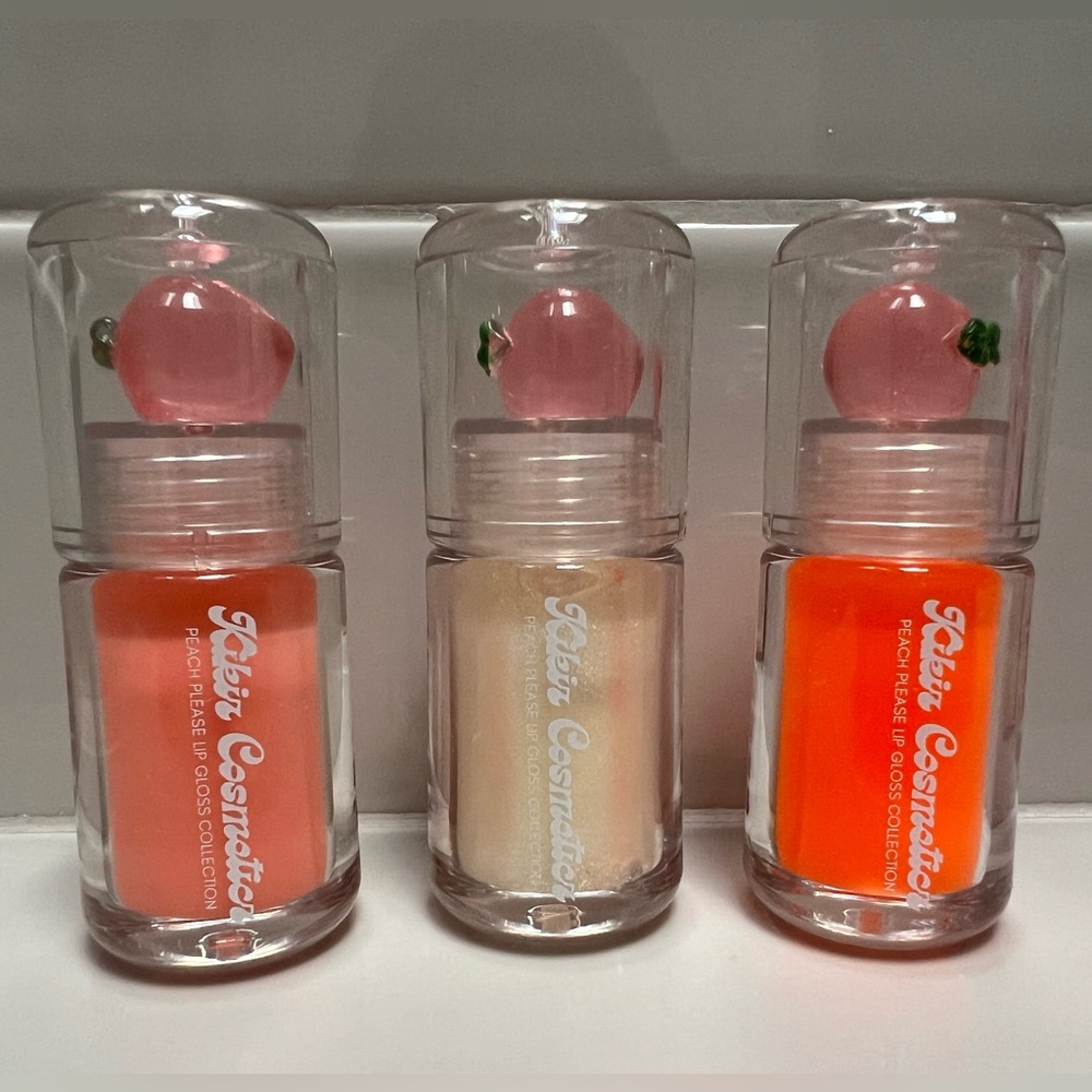 NIB - Kikiz Cosmeticz lip gloss trio in Peach Please